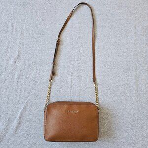 Michael Kors Jet Set Travel Large Crossbody Bag Brown Acorn Saffiano Leather In